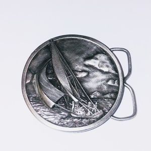 1977 ROUND METAL BERGAMOT BRASS WORKS BELT BUCKLE